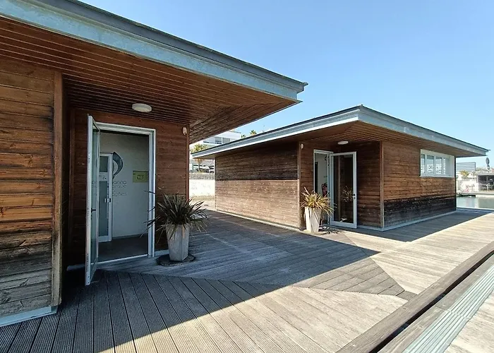 Botel Portuguese Sailboat Experience I *